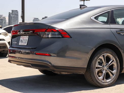 Used 2024 Honda Accord EX image 9