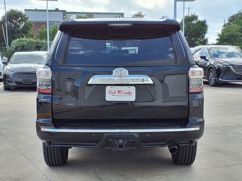 Used 2022 Toyota 4Runner Limited RWD image 6