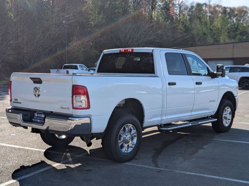 Used 2024 RAM 2500 Big Horn w/ Bed Utility Group image 9