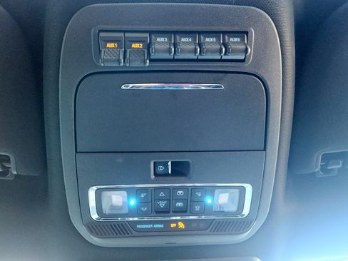 Used 2023 Ford F150 Raptor AWD/4WD image 45