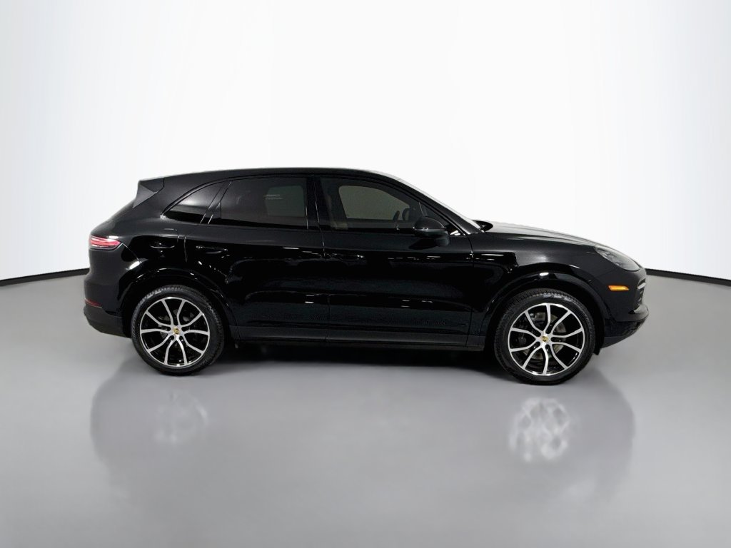 Used 2021 Porsche Cayenne AWD/4WD image 4
