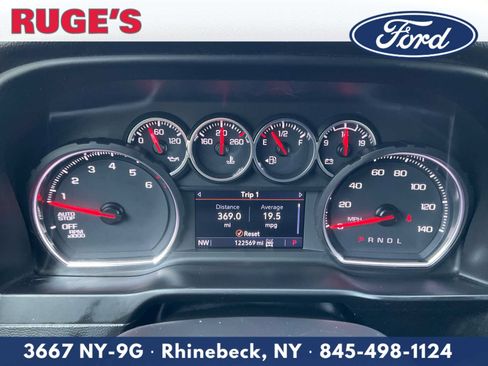 Used 2021 Chevrolet Silverado 1500 LT Trail Boss w/ Convenience Package II AWD/4WD image 24
