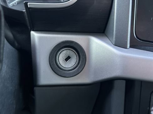 Used 2023 Ford F150 XLT w/ XTR Package image 21