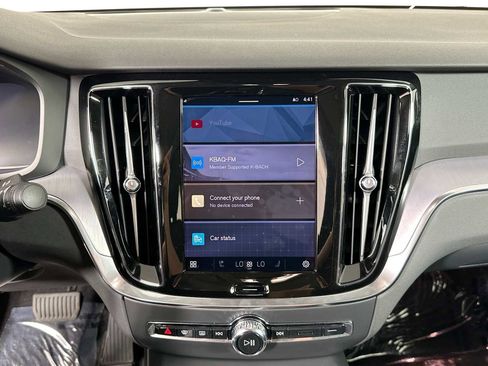 Used 2025 Volvo S60 B5 Core image 13