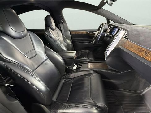 Used 2017 Tesla Model X P100D image 33