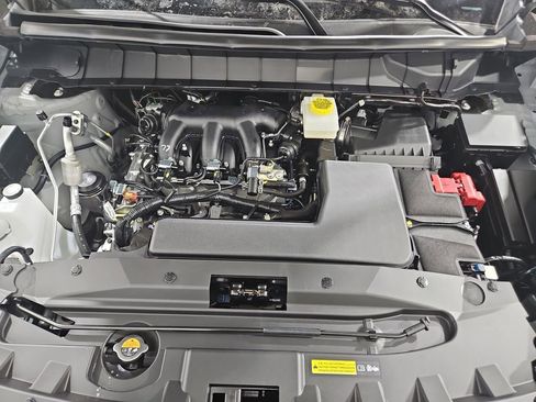 New 2026 Nissan Pathfinder Platinum image 22