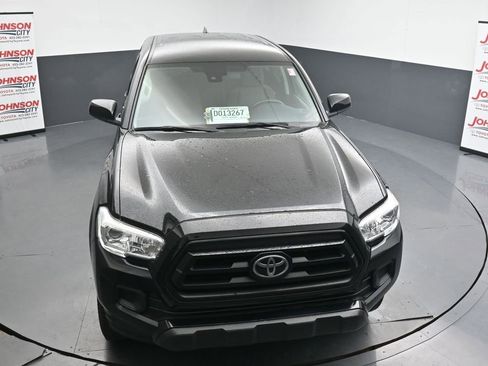 Used 2020 Toyota Tacoma SR AWD/4WD image 11