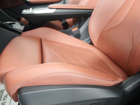 Certified 2026 BMW X2 xDrive28i AWD/4WD image 9