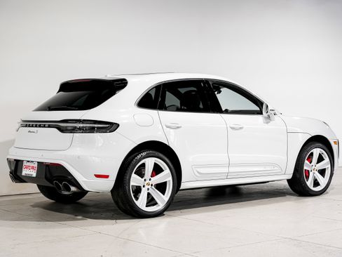 Used 2023 Porsche Macan S image 3