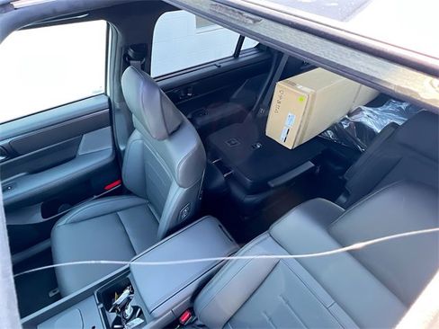 New 2025 Hyundai Santa Fe Calligraphy image 23