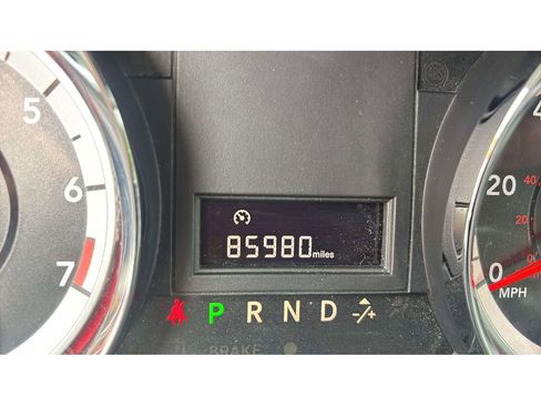 Used 2017 Dodge Grand Caravan SXT FWD image 19