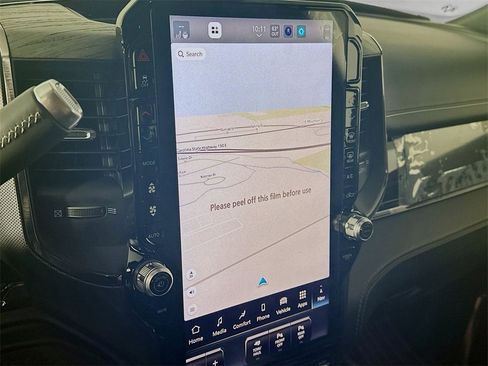 New 2026 RAM 2500 Limited w/ Towing Technology Group image 15