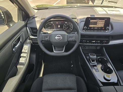 New 2026 Nissan Rogue SV AWD/4WD image 13