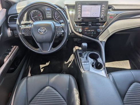 Used 2024 Toyota Camry SE FWD image 8