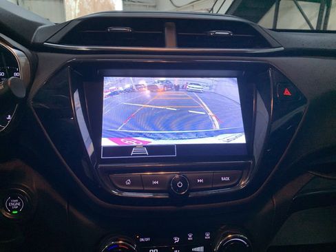 Used 2021 Chevrolet TrailBlazer LT w/ Convenience Package image 21