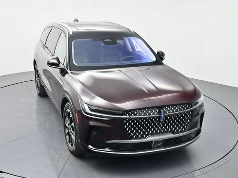 Used 2025 Lincoln Nautilus Reserve AWD/4WD image 43