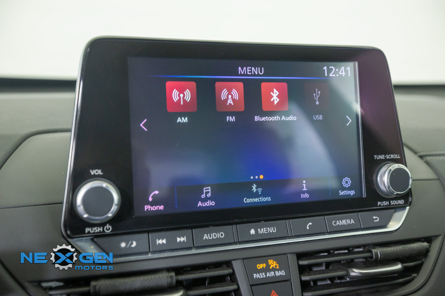 Used 2021 Nissan Altima 2.5 SV w/ SV Premium Package FWD image 21