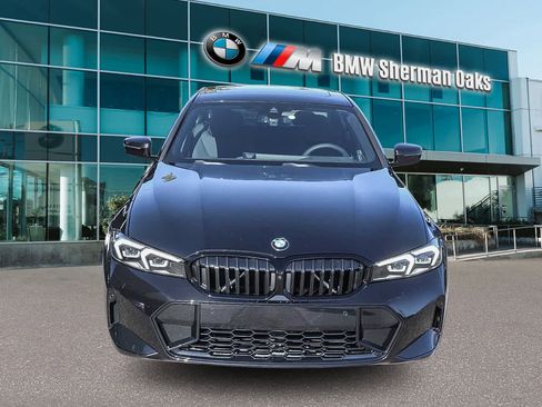 New 2026 BMW 330i Sedan w/ M Sport Package image 2
