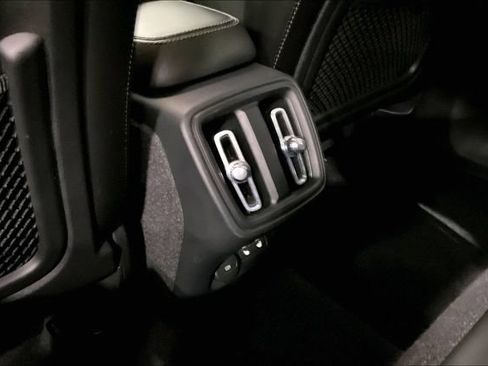 Certified 2023 Volvo XC40 B5 Plus w/ Driver Assist Package AWD/4WD image 36