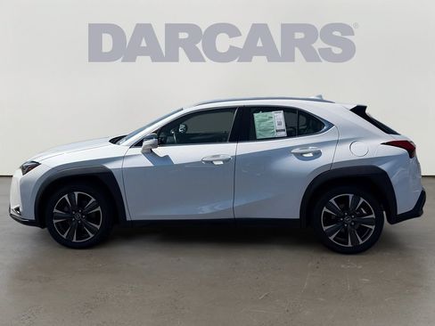 Used 2020 Lexus UX 200 w/ Accessory Package 2 FWD image 4