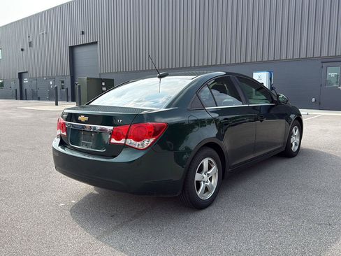 Used 2015 Chevrolet Cruze LT w/ Sun And Sound Package FWD image 3