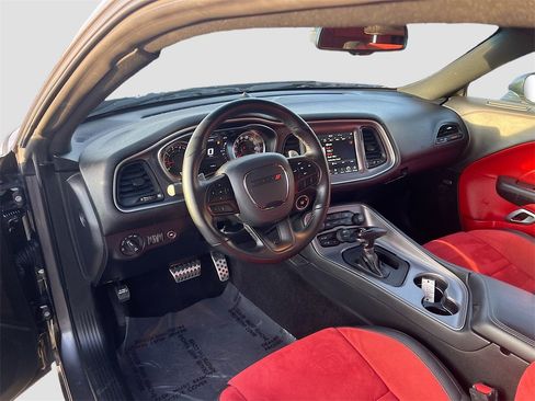 Used 2023 Dodge Challenger R/T Scat Pack image 9