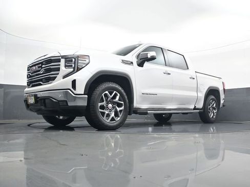 Used 2024 GMC Sierra 1500 SLT w/ SLT Premium Plus Package AWD/4WD image 21