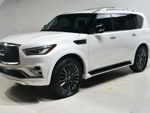 Used 2024 INFINITI QX80 Premium Select w/ Cargo Package image 2
