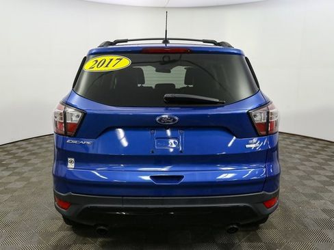 Used 2017 Ford Escape SE w/ Equipment Group 201A image 8