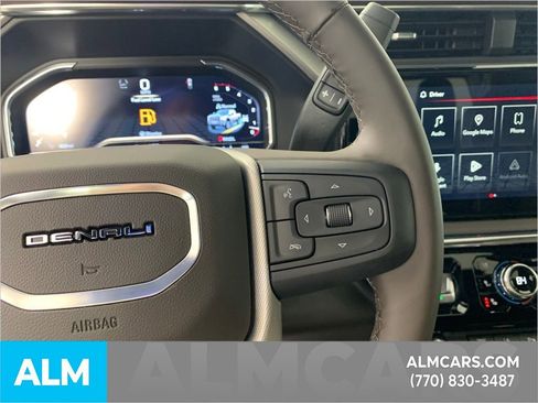 Used 2025 GMC Sierra 3500 Denali w/ Denali Reserve Package image 27