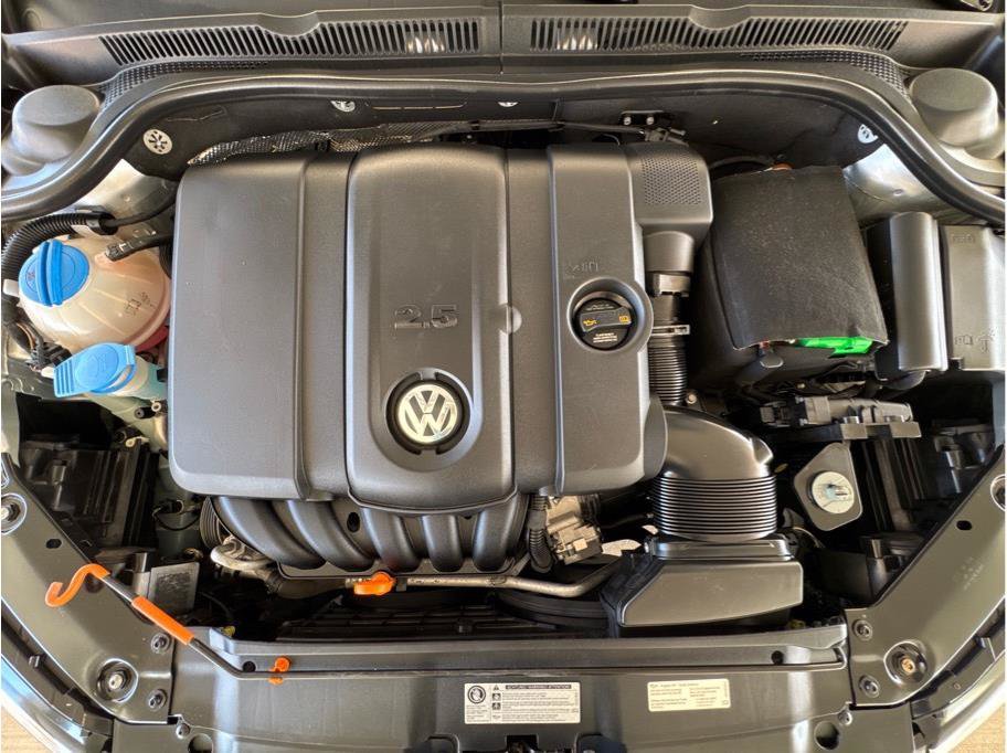 Used 2013 Volkswagen Jetta SE FWD image 26