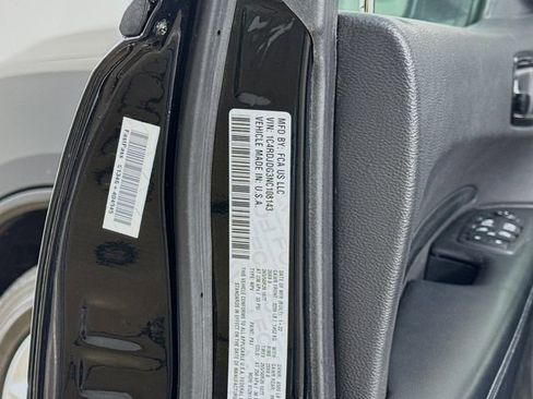 Used 2022 Dodge Durango GT image 31