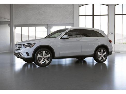 Certified 2022 Mercedes-Benz GLC 300 4MATIC image 38