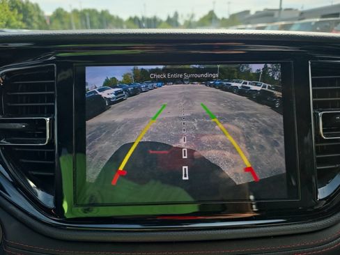 Used 2022 Dodge Durango R/T w/ Blacktop Package AWD/4WD image 18