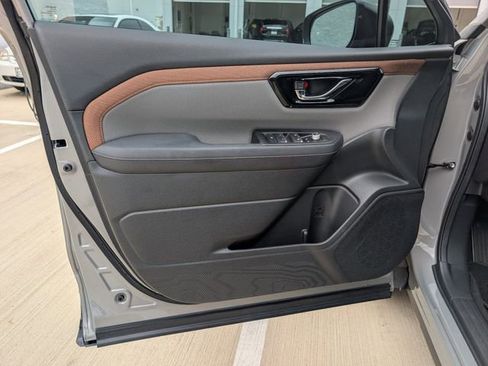 Certified 2026 Subaru Forester Sport image 22