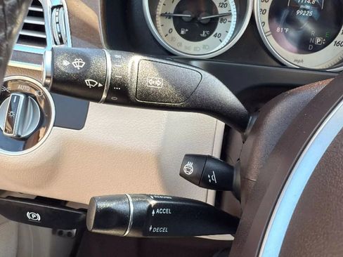 Used 2016 Mercedes-Benz E 350 4MATIC Sedan image 13