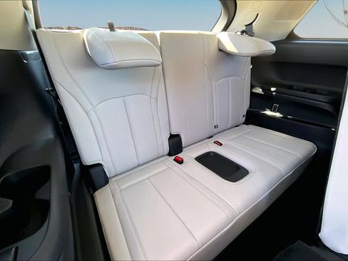 Used 2026 INFINITI QX60 Luxe w/ Cargo Package FWD image 28