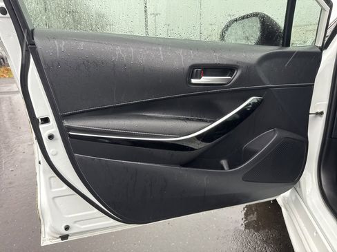 Used 2023 Toyota Corolla XSE image 11