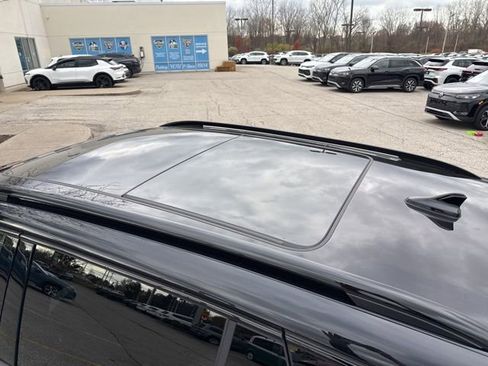 New 2026 Volkswagen Tiguan SE R-Line image 46