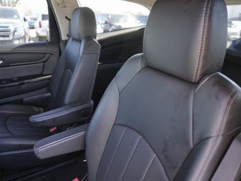 Used 2017 Chevrolet Traverse Premier image 13