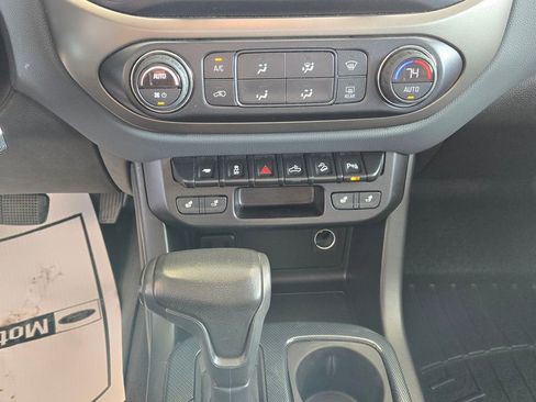 Used 2021 Chevrolet Colorado Z71 image 18