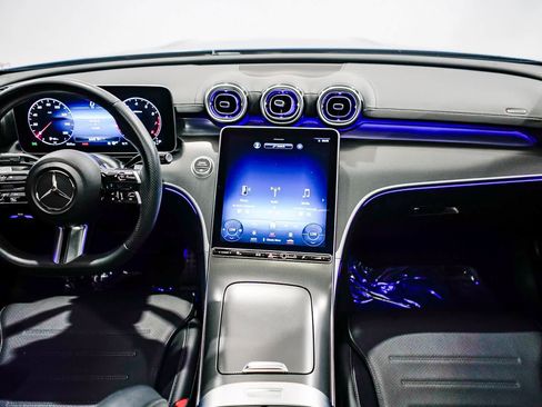 Used 2023 Mercedes-Benz C 300 Sedan image 12