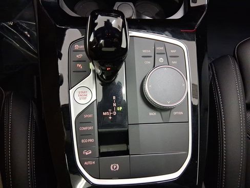 Certified 2023 BMW X4 M40i image 16