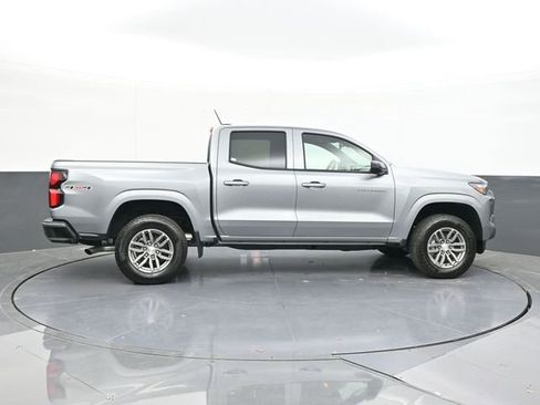 New 2025 Chevrolet Colorado LT w/ LT Convenience Package image 18