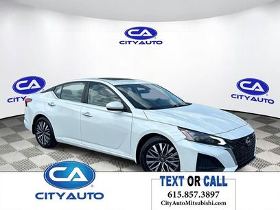 Used 2023 Nissan Altima 2.5 SV w/ SV Premium Package