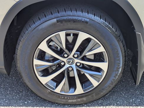 Used 2021 Lexus RX 350L AWD w/ Accessory Package image 32