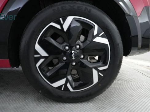 Used 2023 Kia Niro Wind FWD image 9