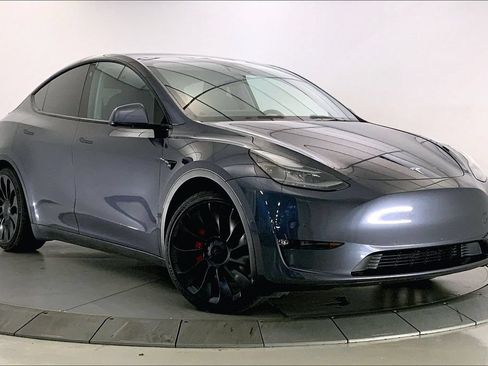 Used 2022 Tesla Model Y Performance AWD/4WD image 1