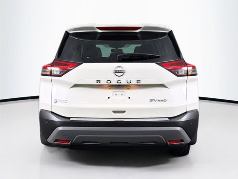 Used 2023 Nissan Rogue SV AWD/4WD image 6