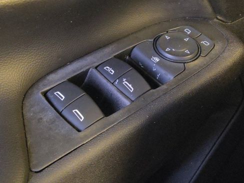 Used 2022 Chevrolet Equinox LT w/ Driver Convenience Package FWD image 27